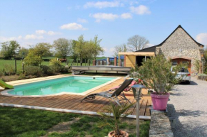 Отель le clos du fourmanoir  Авенель